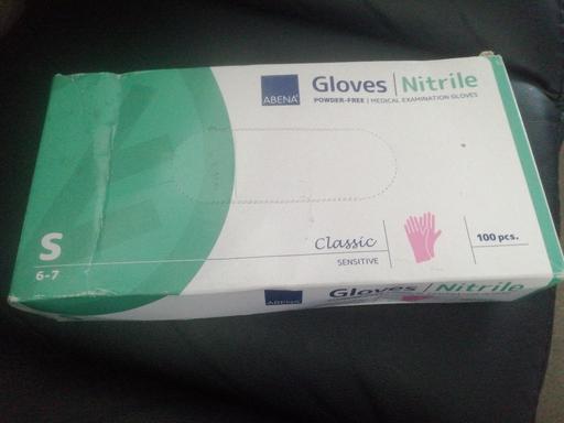 Buy & Sell Heath Town Wolverhampton - Photos for New 100 pink small powder free gloves