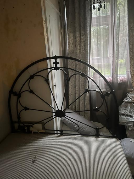 Buy & Sell Saint Cross Winchester - Photos for Double bed