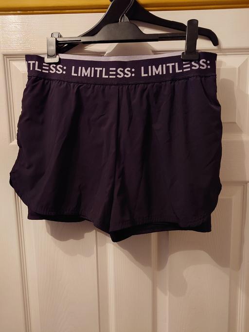 Buy & Sell Woodthorpe Charnwood - Photos for Women's black active shorts size L