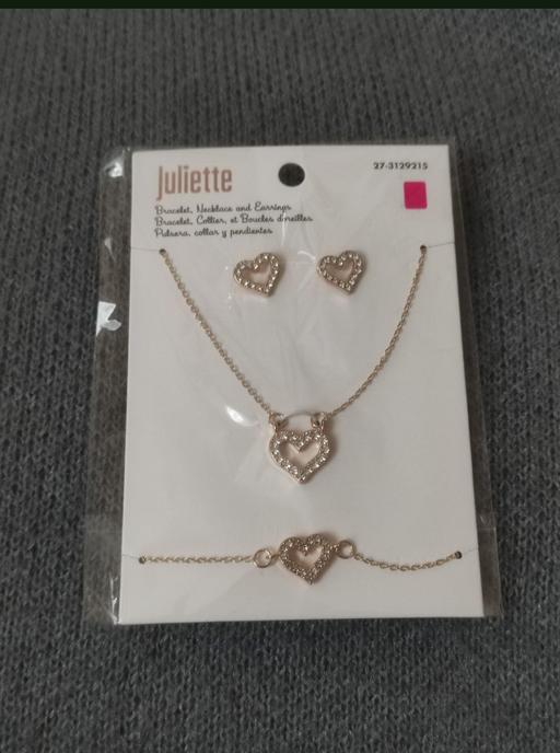 Buy & Sell Grafton Street Industrial Estate West Northamptonshire - Photos for Beautiful jewellery set