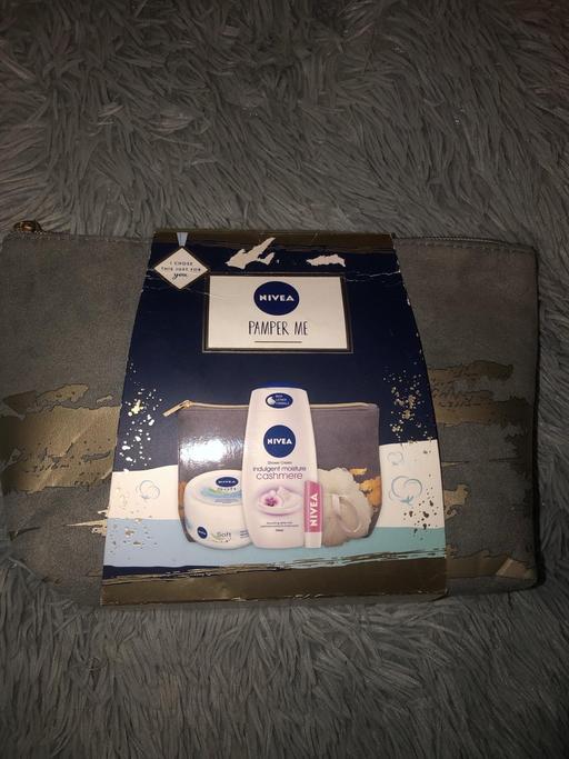 Buy & Sell Stow Heath Wolverhampton - Photos for New Nivea gift set