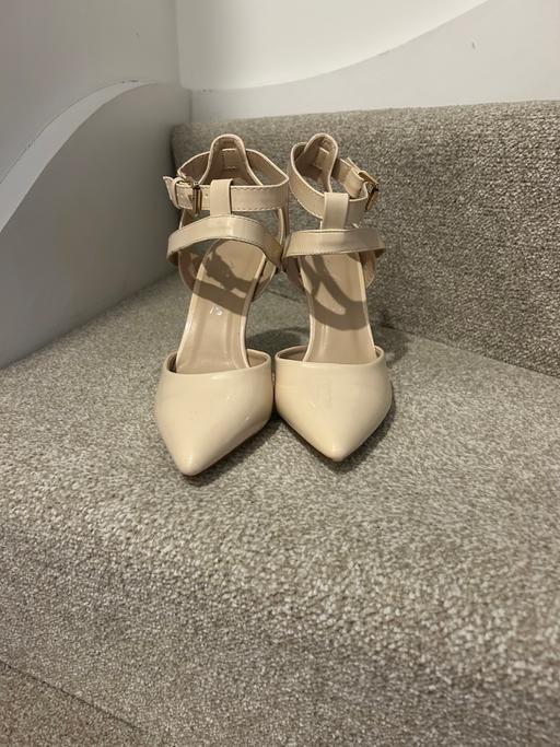 Buy & Sell Romsey Test Valley - Photos for Heels