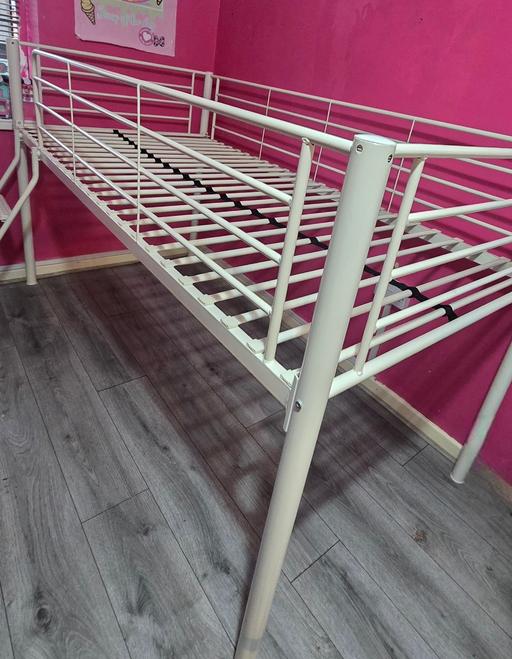 Buy & Sell Tipton Sandwell - Photos for mid sleeper single bed