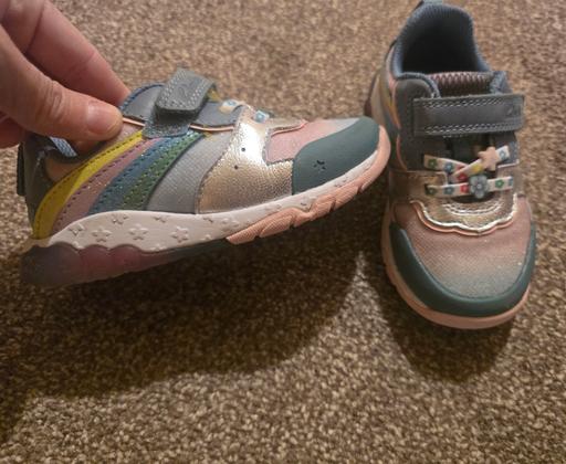 Buy & Sell Weoley Castle Birmingham - Photos for size 6.5 G Clarks baby girls trainers