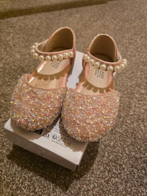 Buy & Sell Weoley Castle Birmingham - Photos for size 7 baby girls sparkly shoes