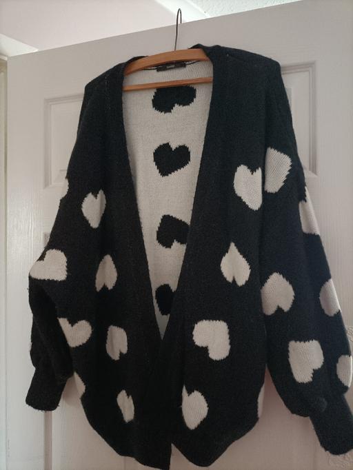 Buy & Sell Wednesfield Wolverhampton - Photos for heart cardigan
