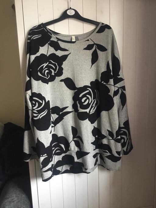 Buy & Sell Willenhall Walsall - Photos for Long jumper 12/14