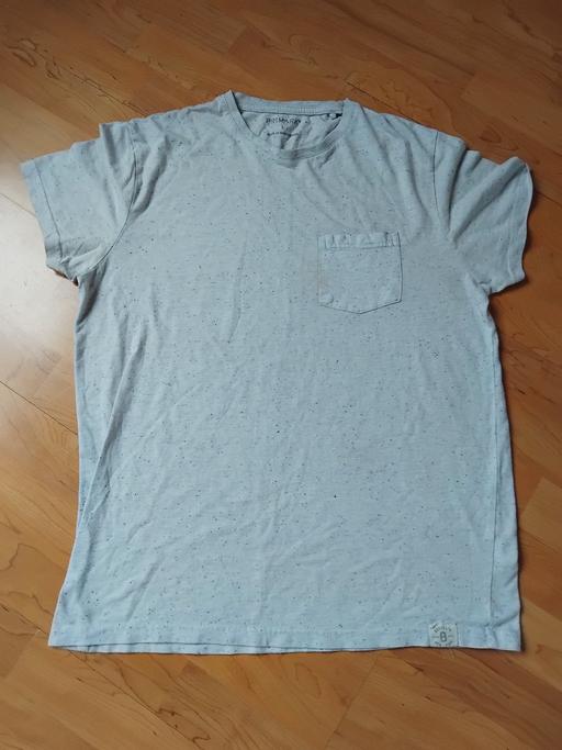 Buy & Sell Stow Heath Wolverhampton - Photos for Tishirt L.