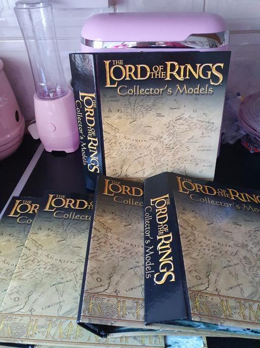 Buy & Sell Upper Gornal Dudley - Photos for lord of the rings binders x 5