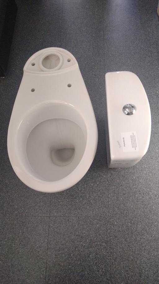 Buy & Sell Victoria Docks East London - Photos for TWYFORD ALCONA CLOSE COUPLED TOI