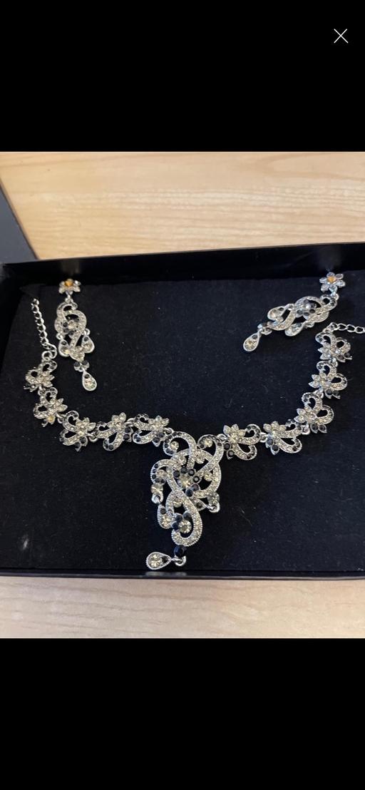 Buy & Sell Goldthorn Park Wolverhampton - Photos for Necklace Set