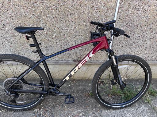 Buy & Sell Waddon South East London - Photos for Trek nine speed mountain bike for sale