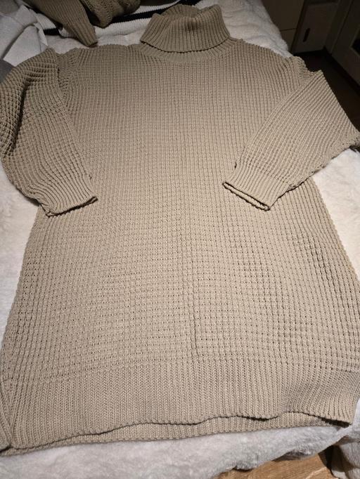 Buy & Sell Upper Holloway North London - Photos for Long jumper