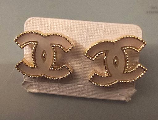 Buy & Sell Leamouth East London - Photos for Channel design Earrings