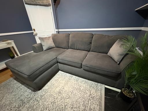 Buy & Sell Edgbaston Birmingham - Photos for Charcoal grey L shaped 4 seat sofa
