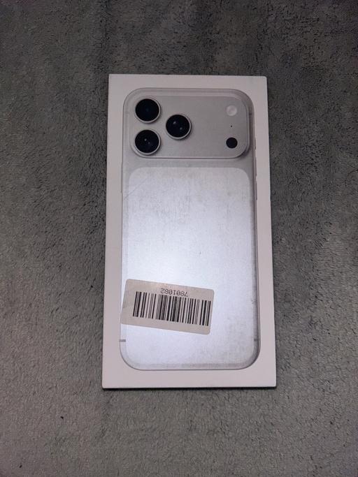 Buy & Sell Upper Walthamstow East London - Photos for iPhone 17 Pro Max 512gb