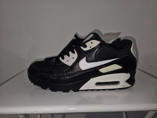 Buy & Sell Lambeth South West London - Photos for Nike air max 90 mens authentic trainers