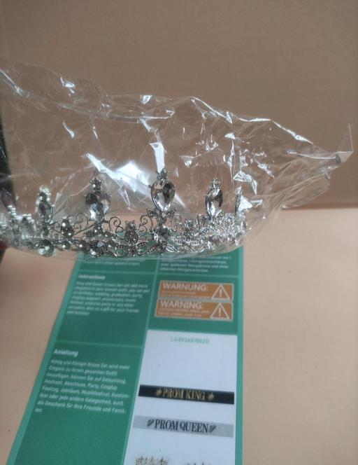 Buy & Sell Grafton Street Industrial Estate West Northamptonshire - Photos for Brand new king and queen crown set