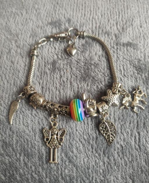 Buy & Sell Grafton Street Industrial Estate West Northamptonshire - Photos for Beautiful charms bracelet
