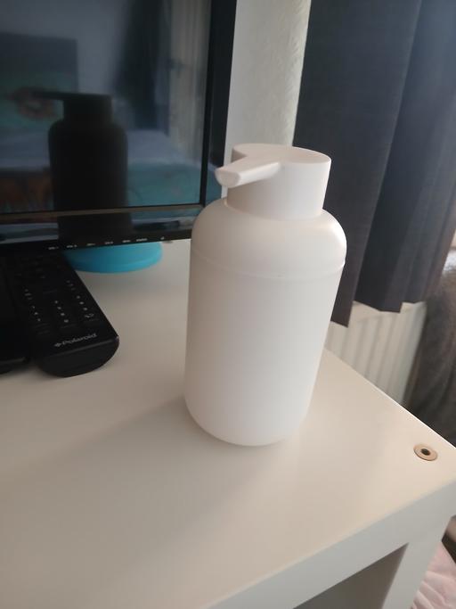 Buy & Sell Radcliffe Bury - Photos for Soap Dispenser New