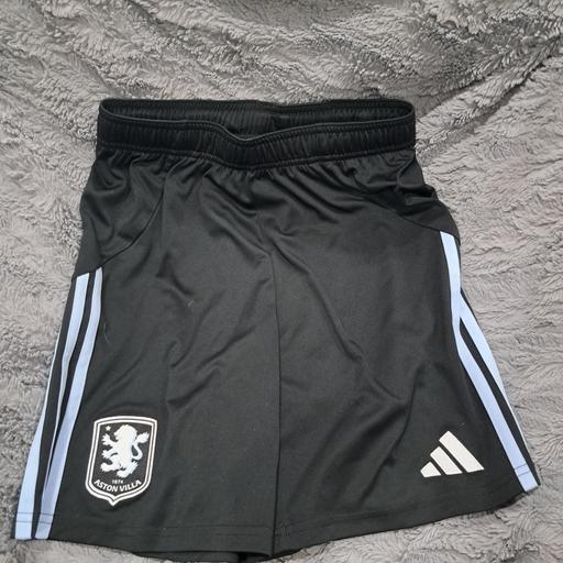 Buy & Sell Four Oaks Birmingham - Photos for Adidas AVFC shorts Age 13-14