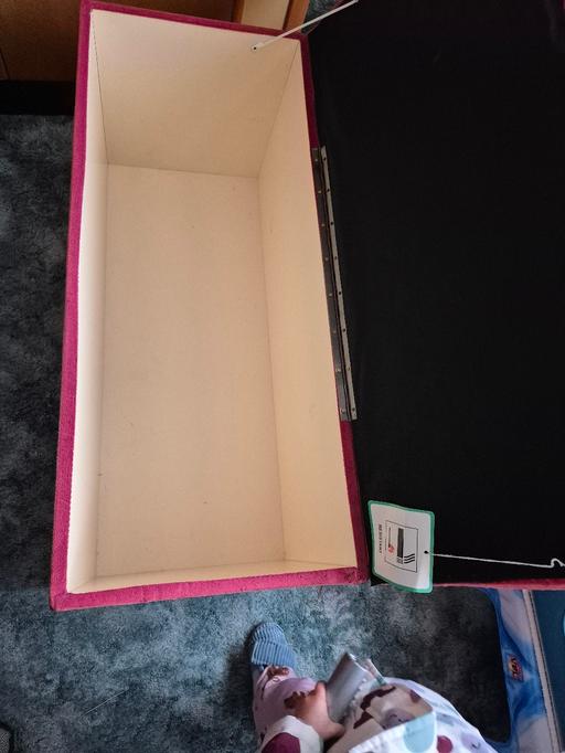 Buy & Sell Castle Vale Birmingham - Photos for pink ottoman