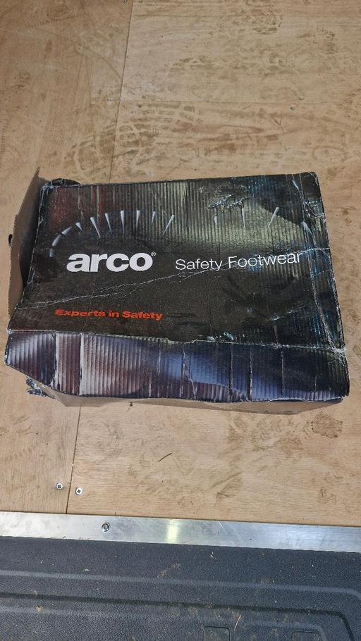 Buy & Sell Seasalter Canterbury - Photos for ARCO SAFETY BOOTS SIZE 8