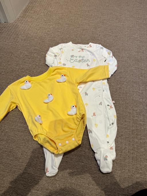 Buy & Sell New Eltham South East London - Photos for Baby girl Easter clothing bundle 9-12 months