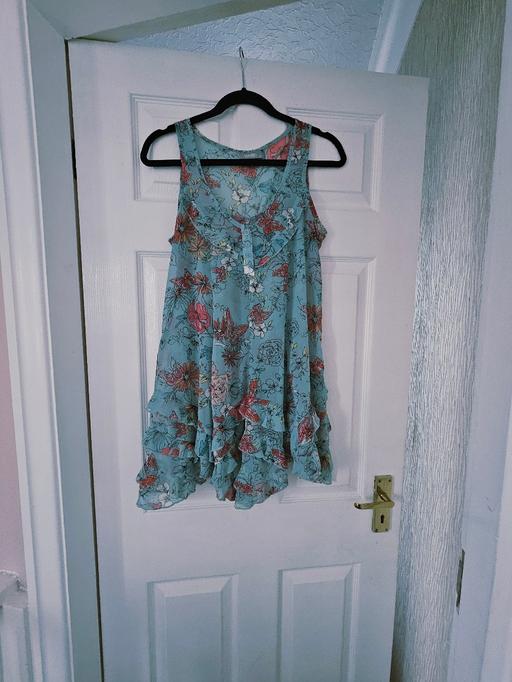 Buy & Sell Newton Doncaster - Photos for Wallis floaty top, size 12