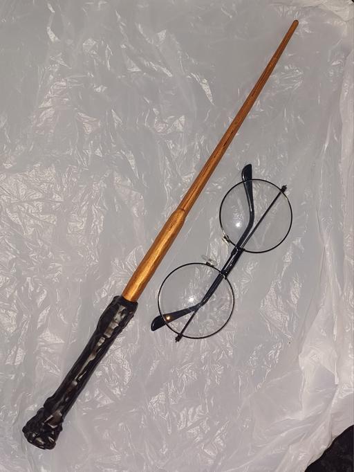 Buy & Sell Tividale Sandwell - Photos for harry potter wand and glasses. new