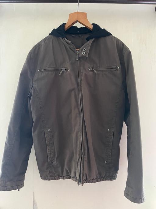 Buy & Sell Derry Downs South East London - Photos for Men’s Army Green bomber jacket. Large