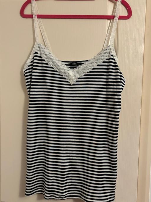 Buy & Sell Gateford Bassetlaw - Photos for Ladies vest top- size 20