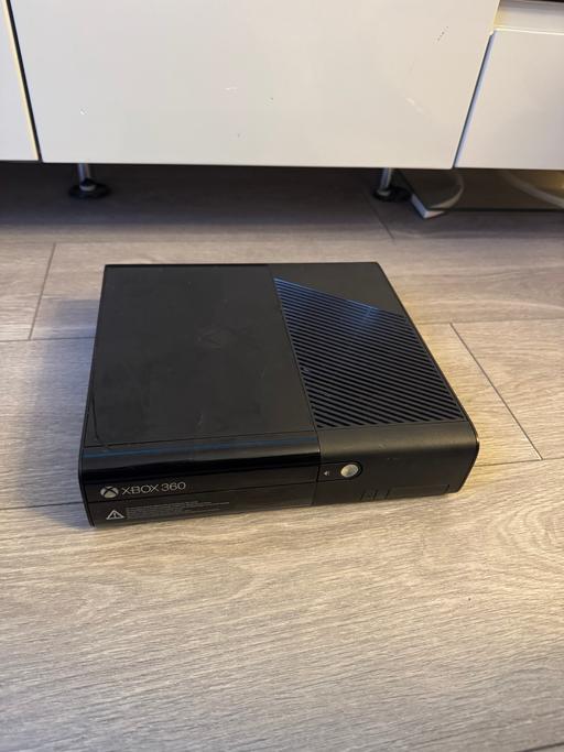 Buy & Sell Hill Top Sandwell - Photos for Xbox 360 E