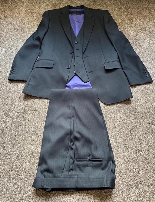 Buy & Sell Thurnscoe Barnsley - Photos for Suit 3 Piece