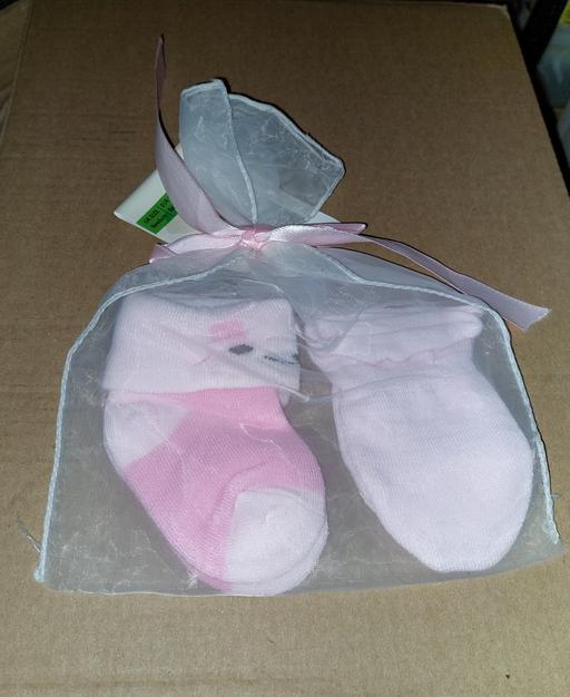 Buy & Sell Ocker Hill Sandwell - Photos for baby girl mittens and socks set new born baby