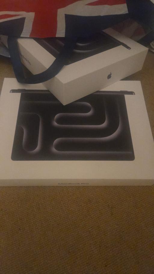 Buy & Sell Blackfriars Central London - Photos for Apple Macbook Pro 14