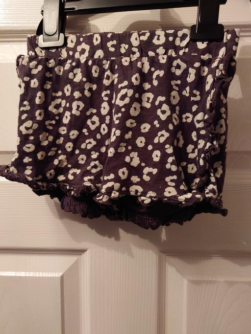 Buy & Sell Woodthorpe Charnwood - Photos for Girls patterned shorts size 2-3 years