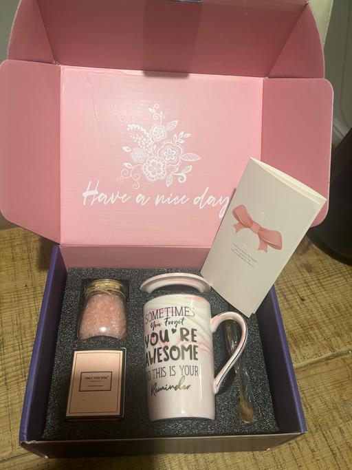 Buy & Sell Cadeby Doncaster - Photos for New pamper box for her