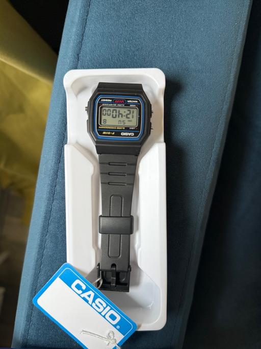 Buy & Sell Tottenham North London - Photos for Casio F-91W digital watch
