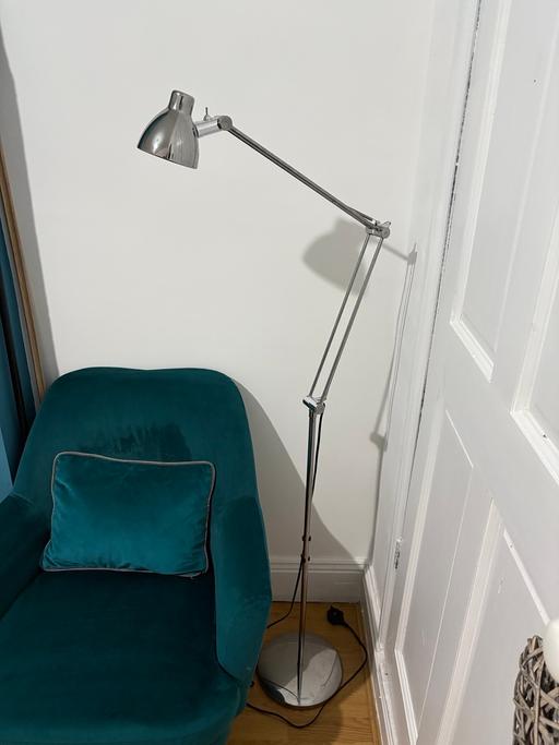 Buy & Sell Edgbaston Birmingham - Photos for Silver metal floor lamp