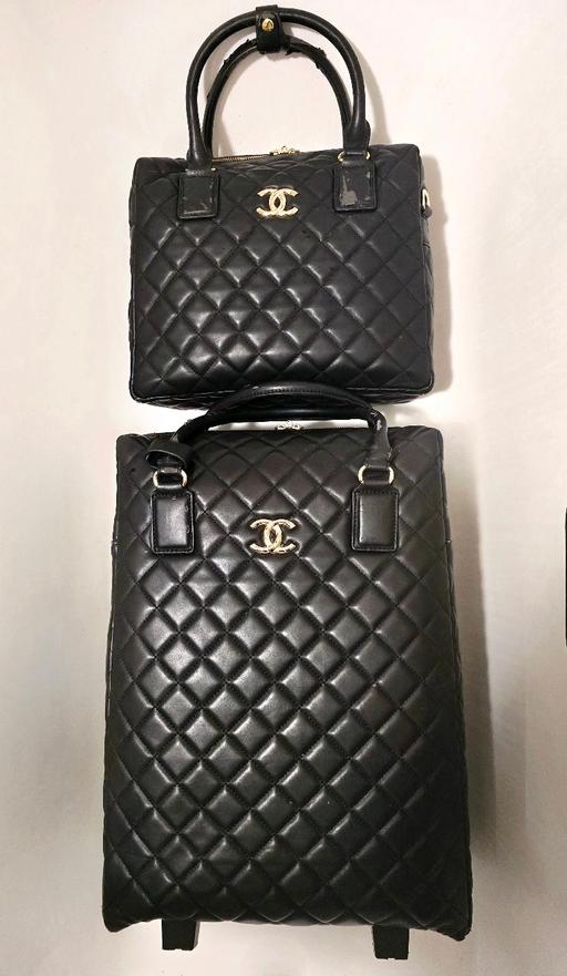 Buy & Sell Greenwich South East London - Photos for Vintage Style Quilted 2 Piece Travel Set