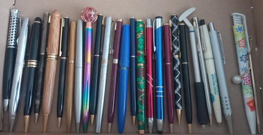 Buy & Sell Thatto Heath Saint Helens - Photos for large lot of vintage & modern pens