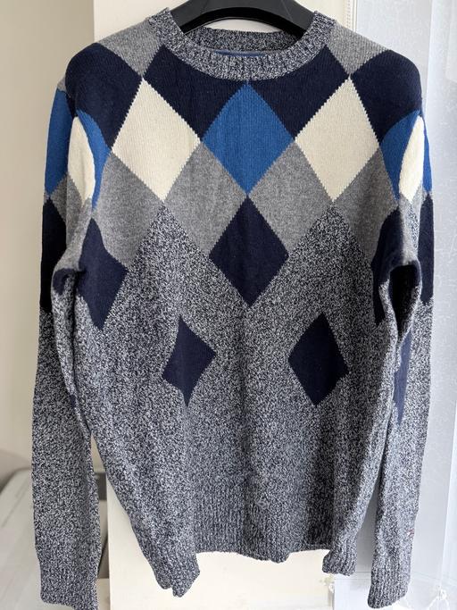 Buy & Sell Crumpsall Manchester - Photos for Tommy Hilfiger medium size vintage sweatshirt