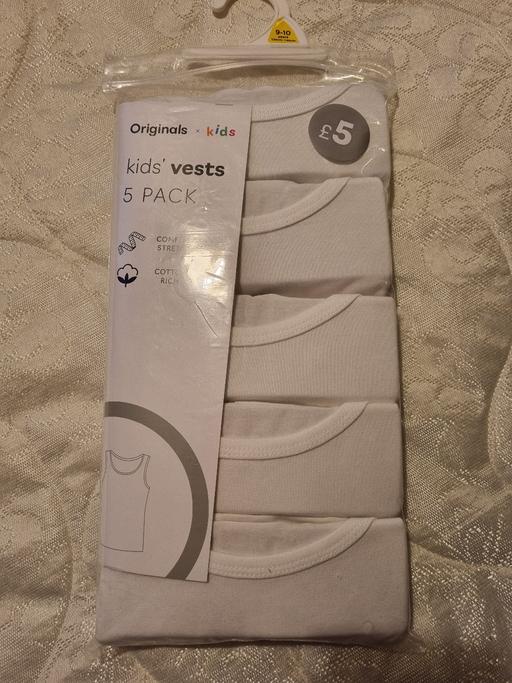 Buy & Sell Wallbrook Dudley - Photos for new vests