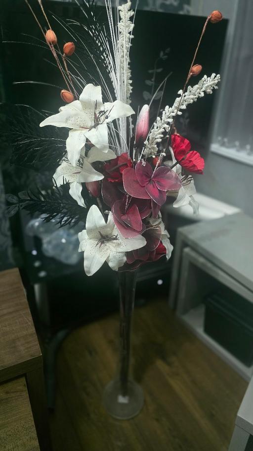 Buy & Sell Lozells Birmingham - Photos for vase with flowers