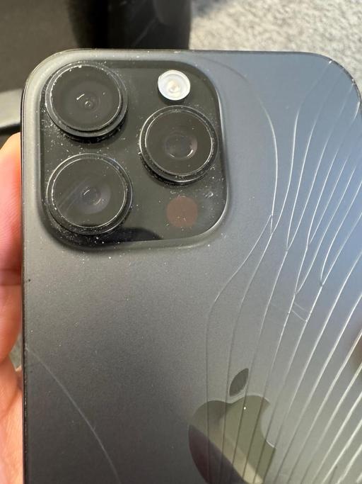 Buy & Sell Clerkenwell Central London - Photos for iPhone 16 pro max 256gb working but damaged