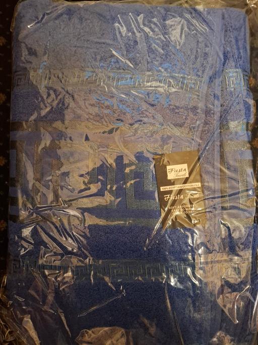 Buy & Sell Woodsetton Dudley - Photos for BATH TOWELS