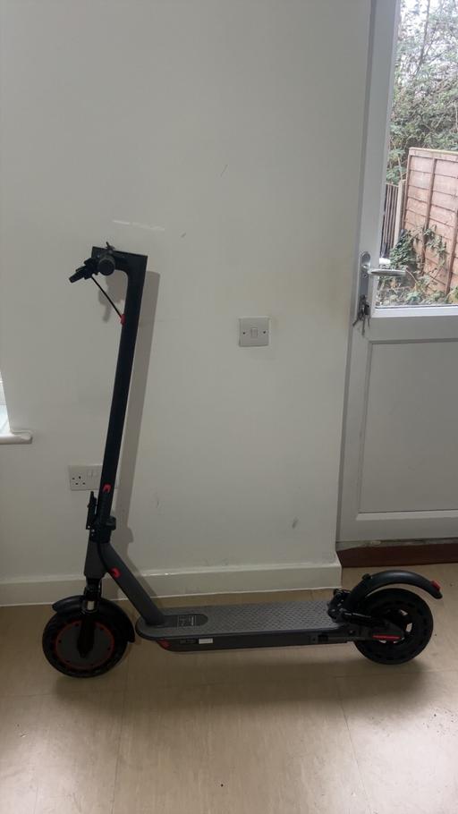Buy & Sell Walthamstow East London - Photos for Electric scooter