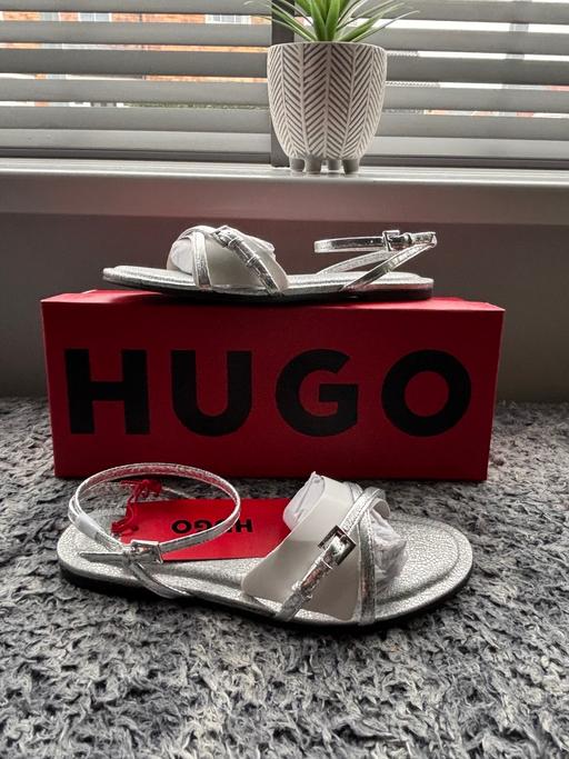 Buy & Sell Enterprise Park North Kesteven - Photos for Hugo boss silver Tanya sandals uk4 NEW!