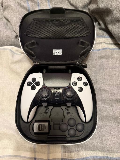 Buy & Sell Wednesbury Sandwell - images_alt_text PS5 Dualsense Edge Controller